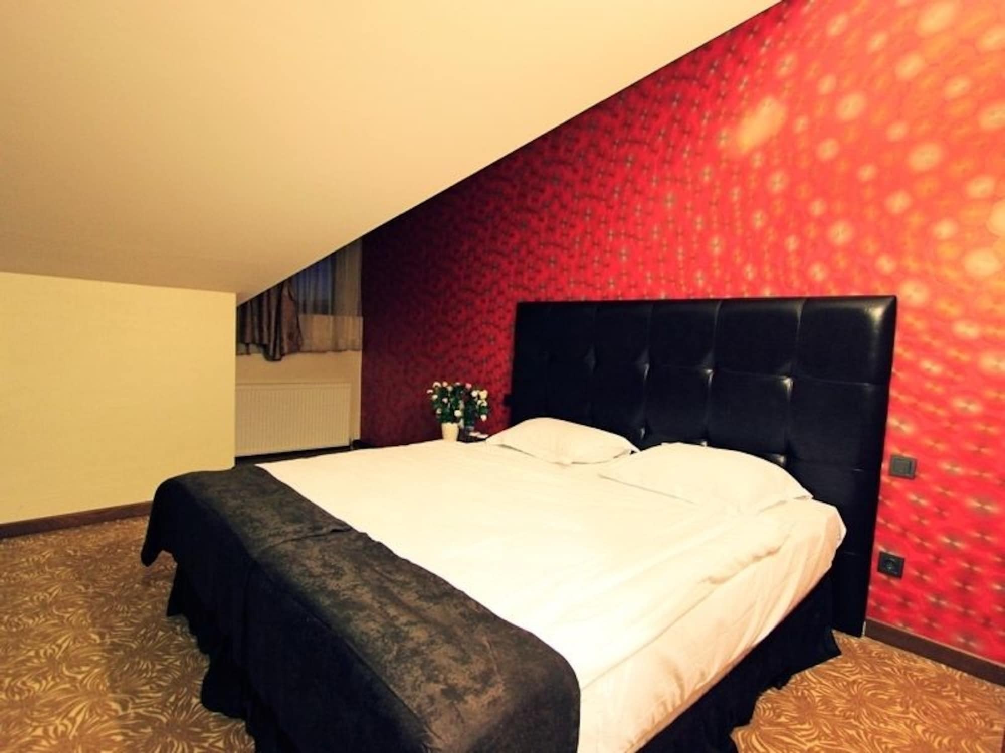 Highway Otel Elmalık Eksteriør bilde