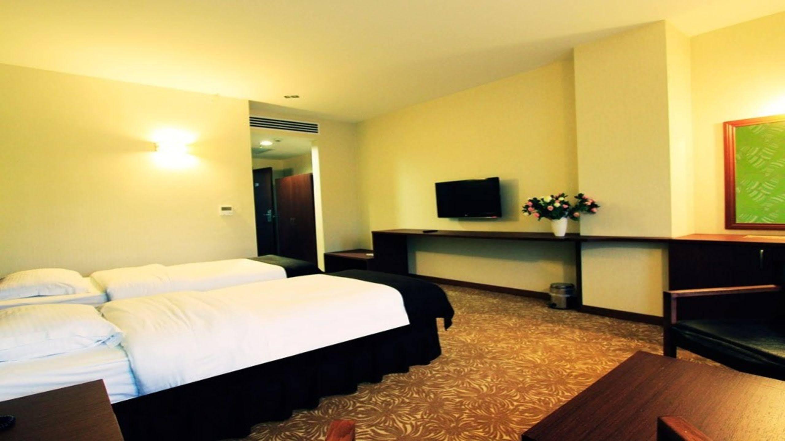 Highway Otel Elmalık Eksteriør bilde